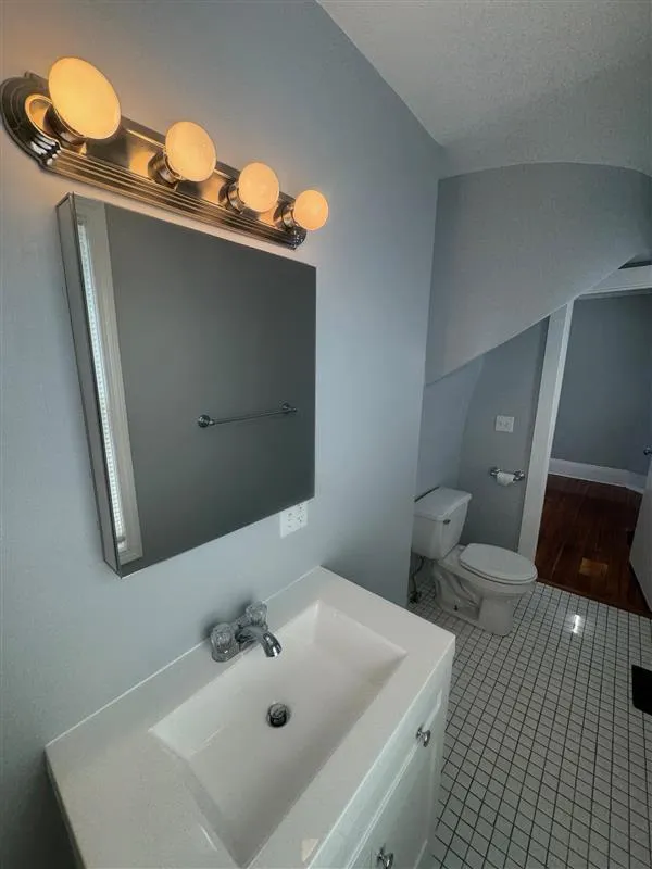 1 bed, 1 bath apartment for rent at 516R Somerville Ave Unit SF, Ward Two — photo 9 of 18