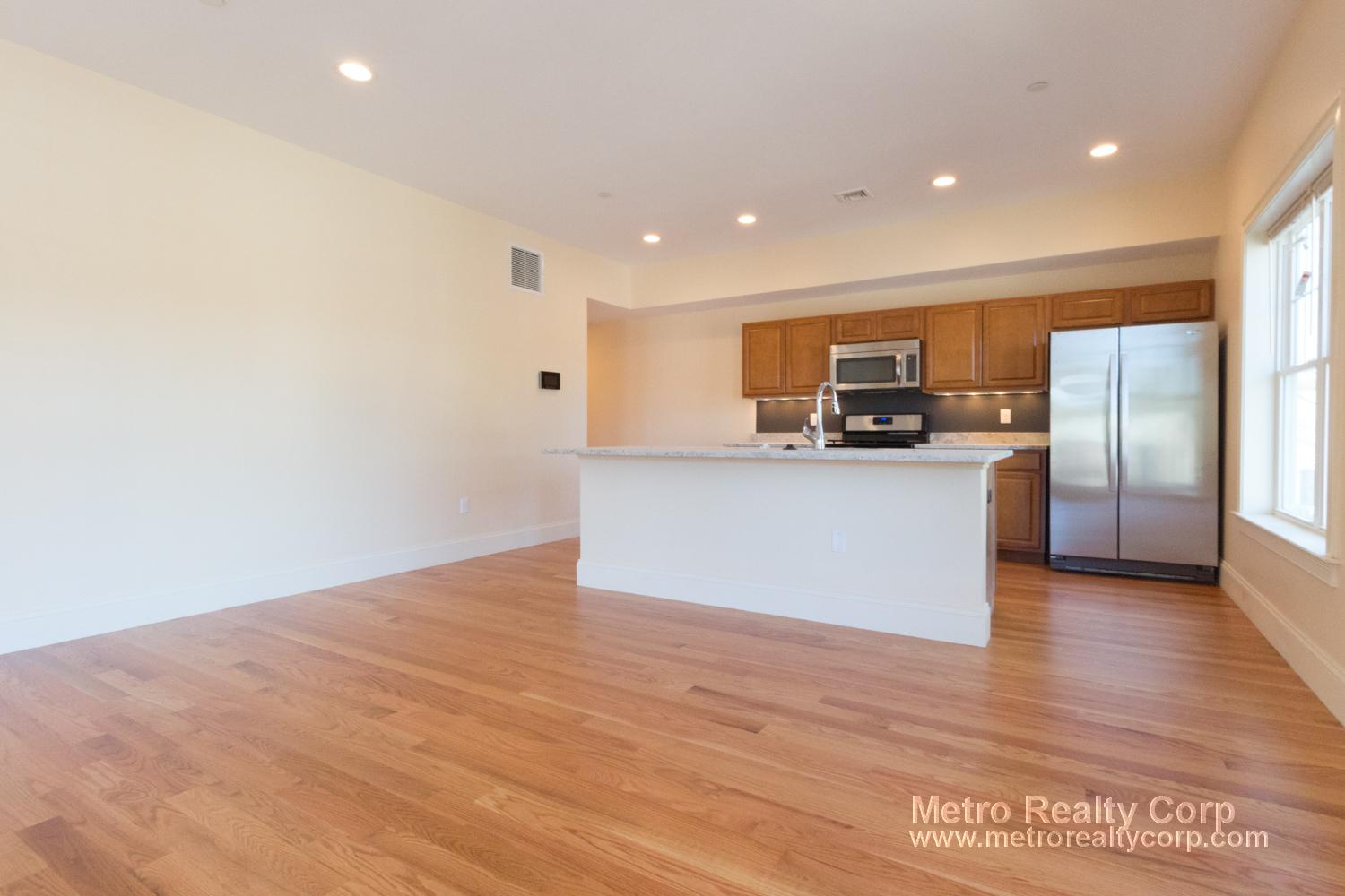 2 bed, 2 bath apartment for rent at 5165 Washington St Unit 1, West Roxbury — photo 1 of 21
