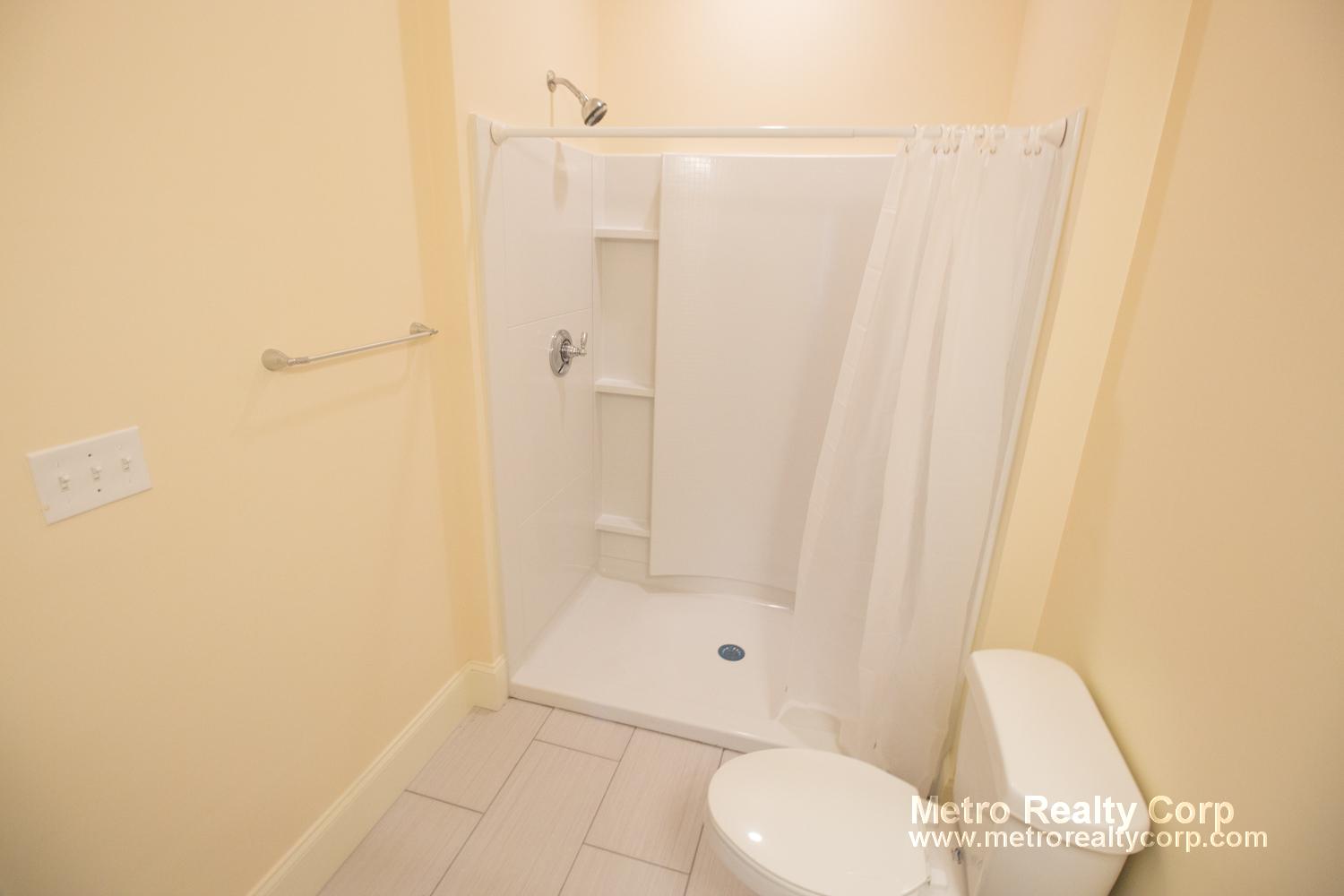 2 bed, 2 bath apartment for rent at 5165 Washington St Unit 1, West Roxbury — photo 12 of 21