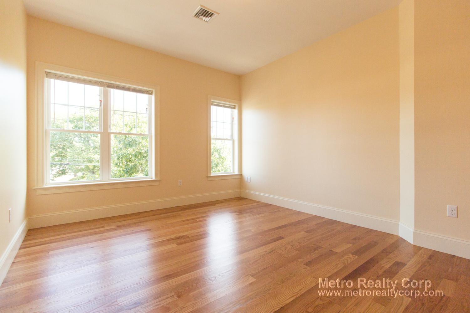 2 bed, 2 bath apartment for rent at 5165 Washington St Unit 1, West Roxbury — photo 10 of 21