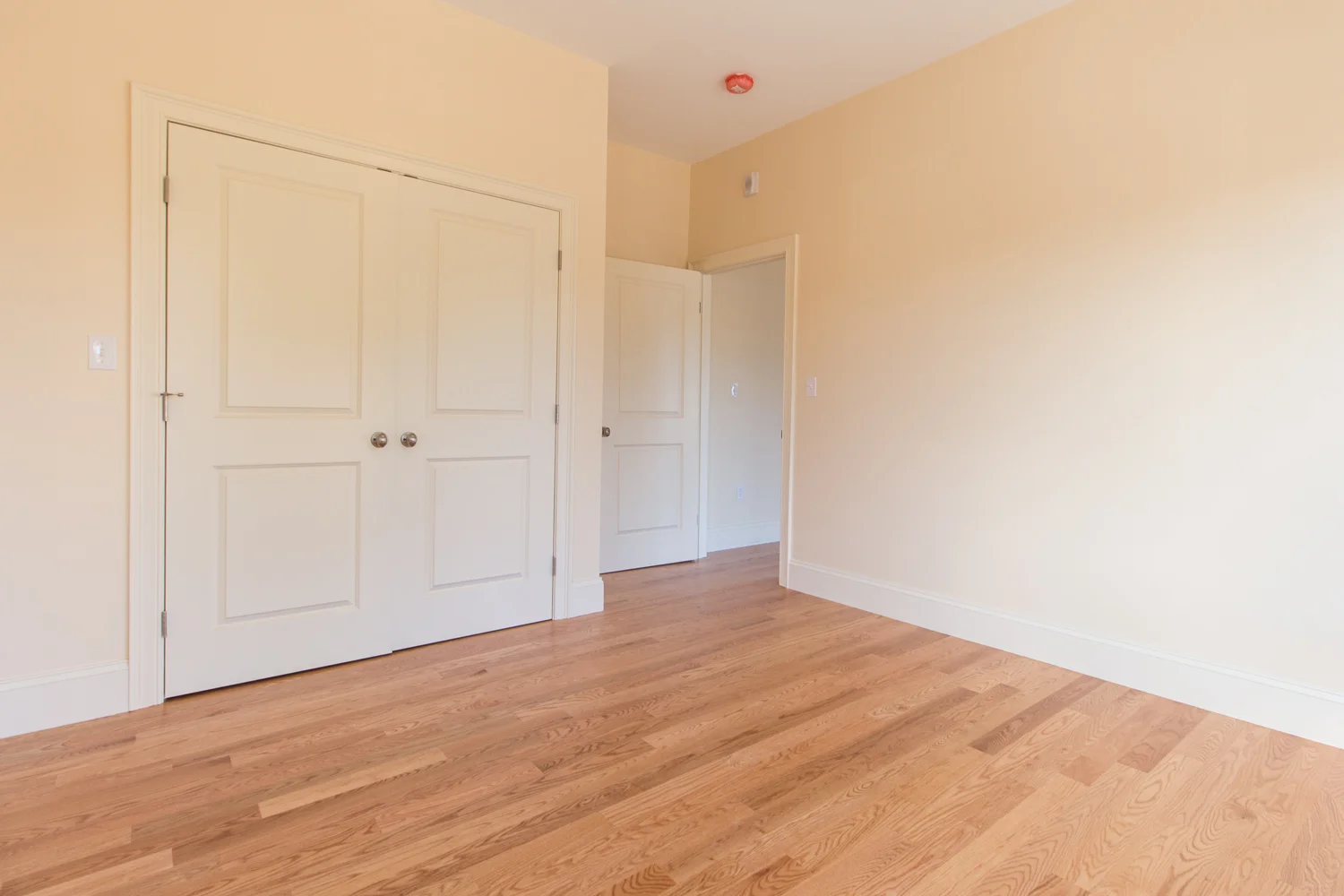 1 bed, 1 bath apartment for rent at 5165 Washington St Unit 13, West Roxbury — photo 6 of 13