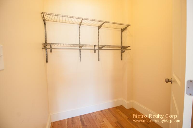 1 bed, 1 bath apartment for rent at 5165 Washington St Unit 6, West Roxbury — photo 10 of 15
