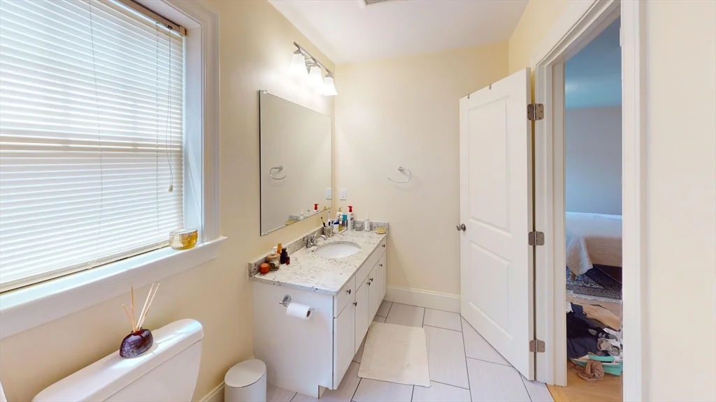 2 bed, 2 bath apartment for rent at 5165 Washington Unit 7, West Roxbury — photo 10 of 25