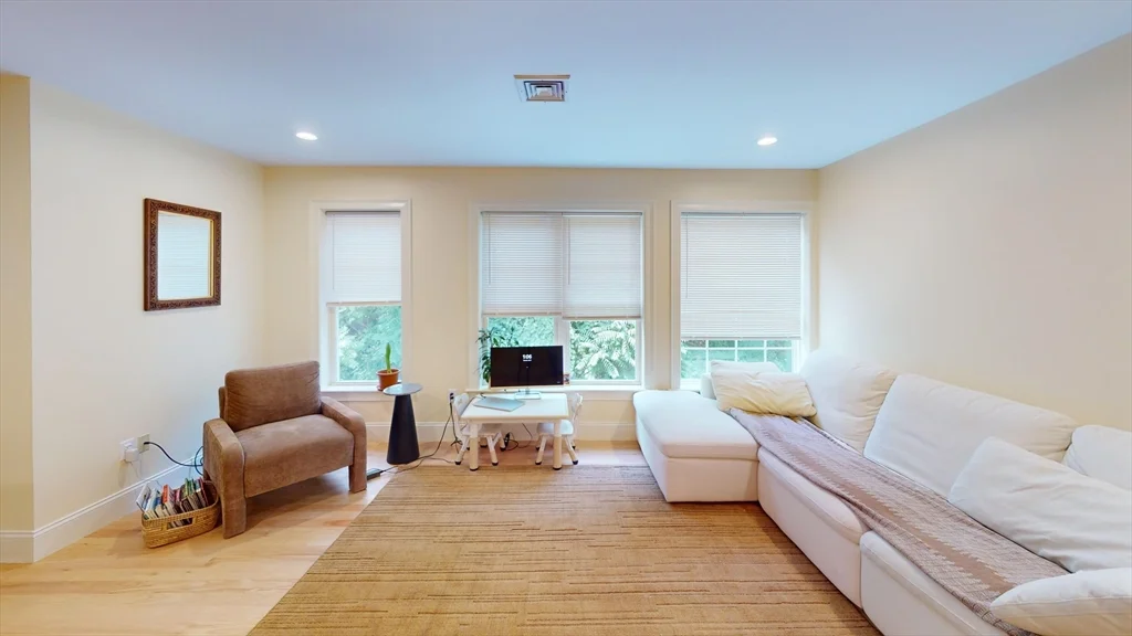 2 bed, 2 bath apartment for rent at 5165 Washington Unit 7, West Roxbury — photo 2 of 25