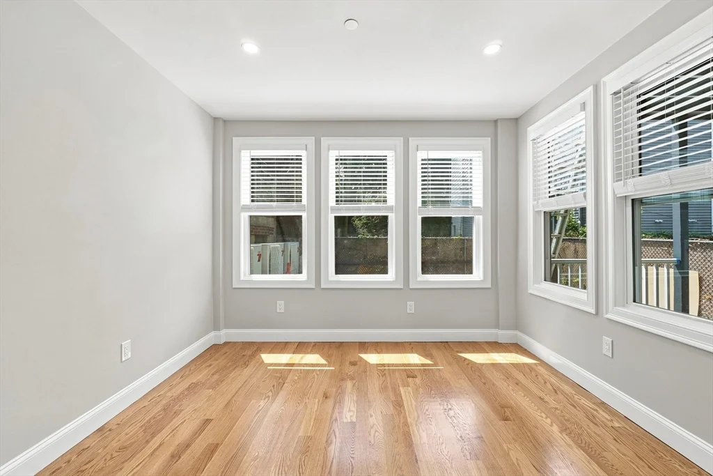 2 bed, 1 bath apartment for rent at 517 E 3rd Unit 1, South Boston — photo 9 of 21