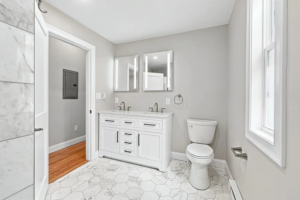 2 bed, 1 bath apartment for rent at 517 E 3rd Unit 1, South Boston — photo 15 of 21
