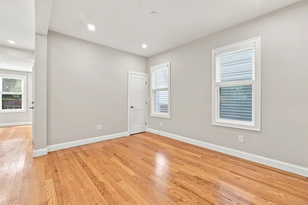 2 bed, 1 bath apartment for rent at 517 E 3rd Unit 1, South Boston — photo 11 of 21