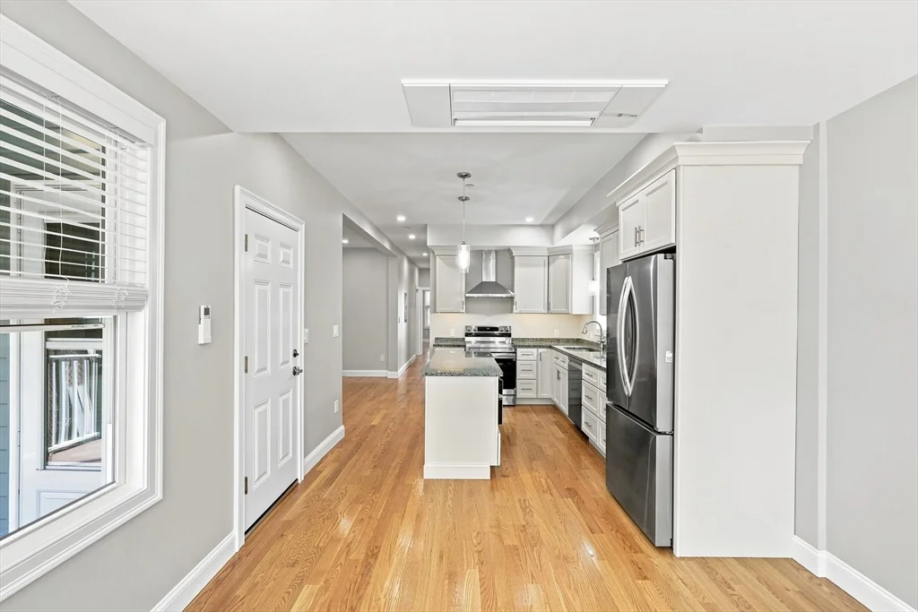 2 bed, 1 bath apartment for rent at 517 E 3rd Unit 1, South Boston — photo 7 of 21