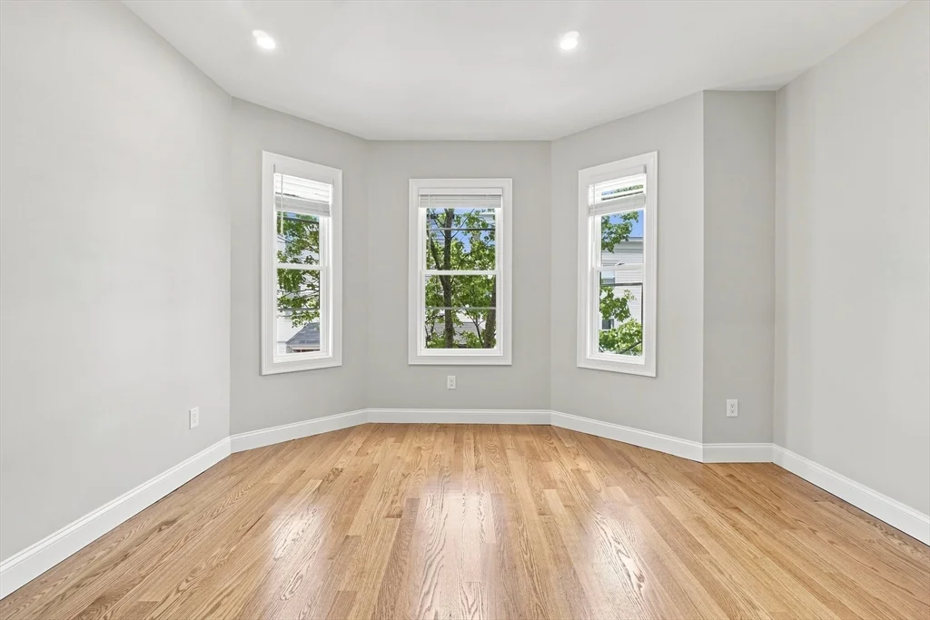 2 bed, 1 bath apartment for rent at 517 E 3rd Unit 1, South Boston — photo 12 of 21