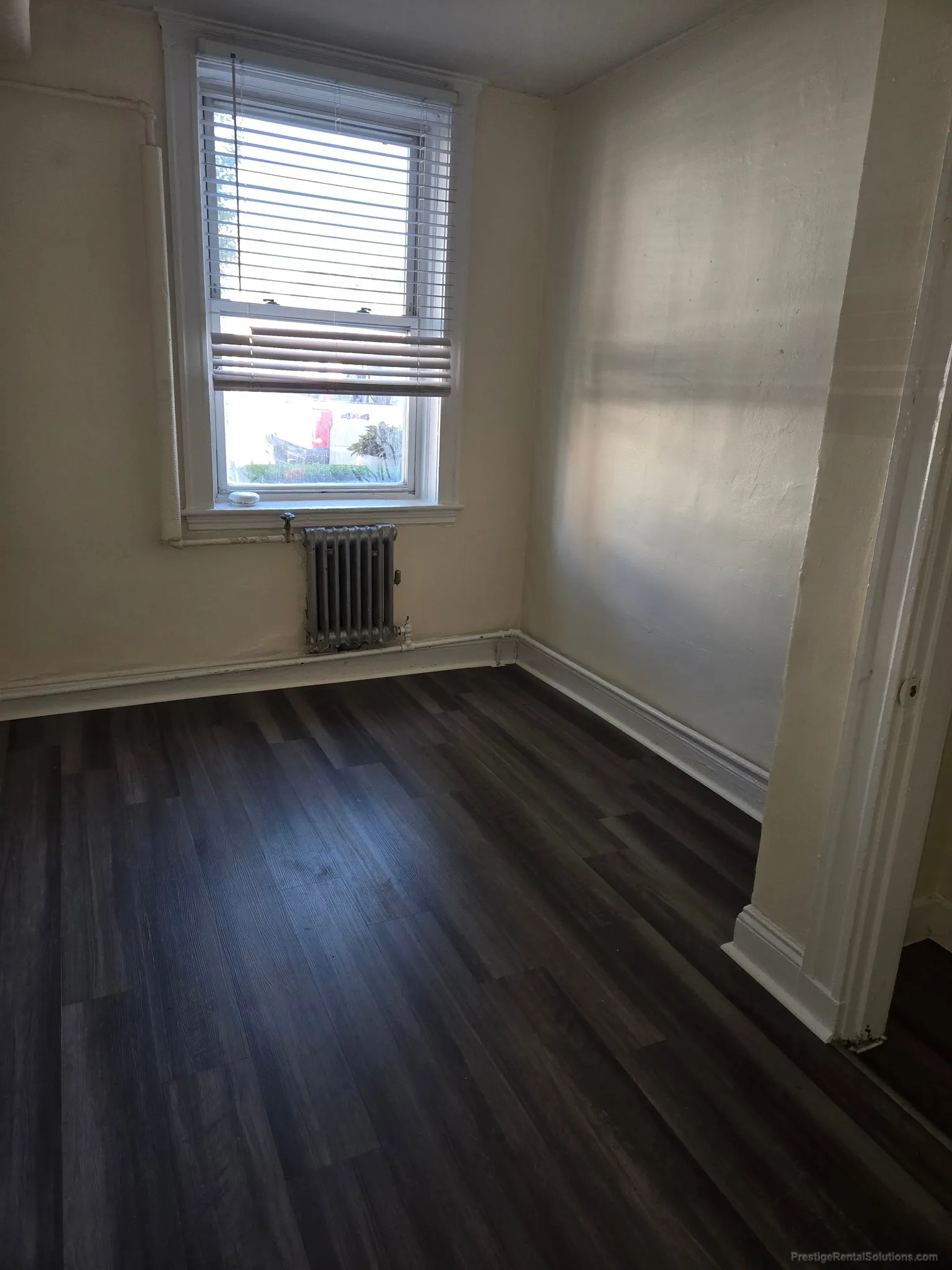 2 bed, 1 bath apartment for rent at 518 Cambridge St Unit 1, Allston — photo 2 of 9