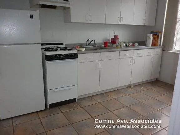 1 bed, 1 bath apartment for rent at 518 Cambridge St Unit 3B, Allston — photo 4 of 4