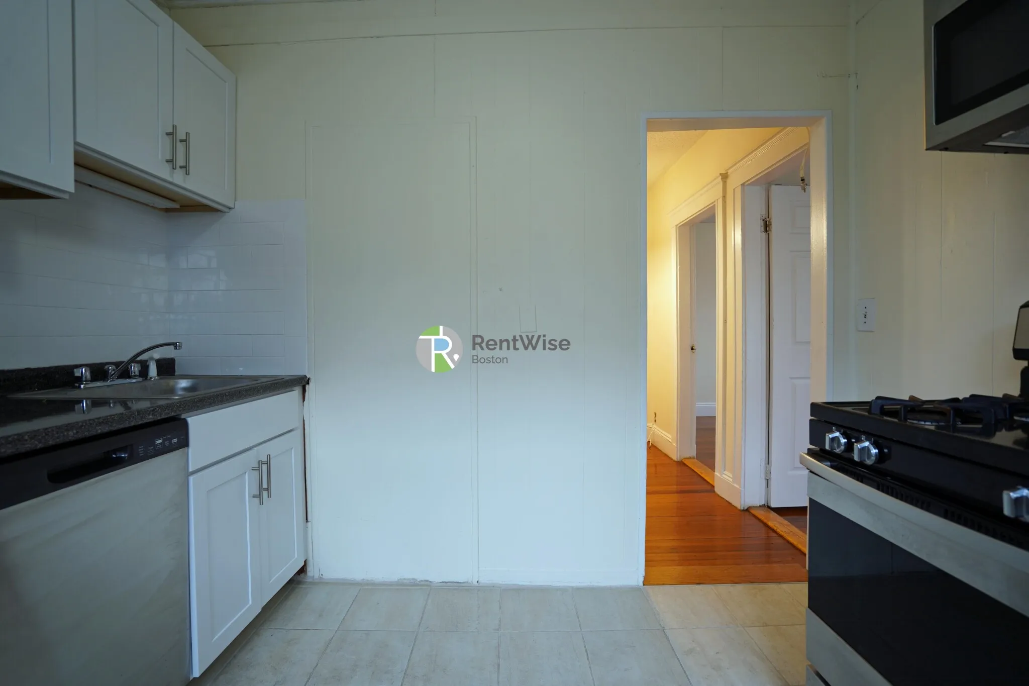 2 bed, 1 bath apartment for rent at 518 Cambridge St Unit 6, Allston — photo 6 of 21