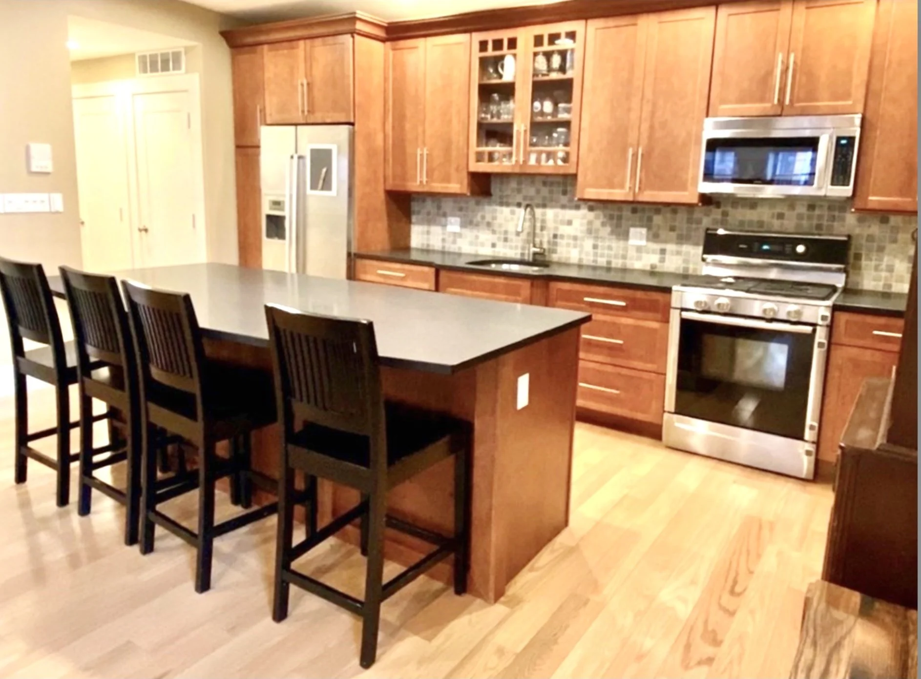 2 bed, 2 bath apartment for rent at 518 East 6th St Unit 2, South Boston