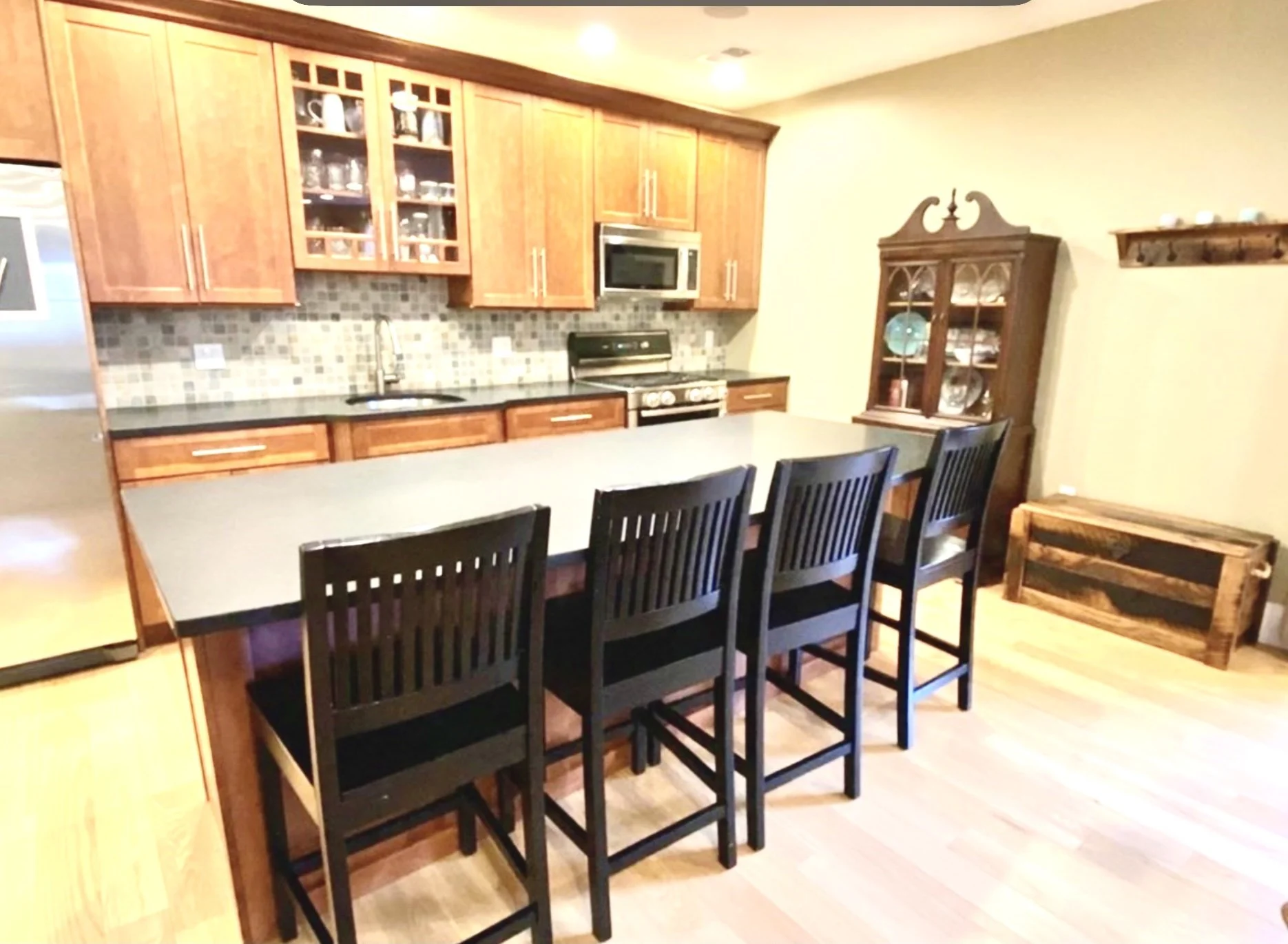 2 bed, 2 bath apartment for rent at 518 East 6th St Unit 2, South Boston — photo 2 of 16