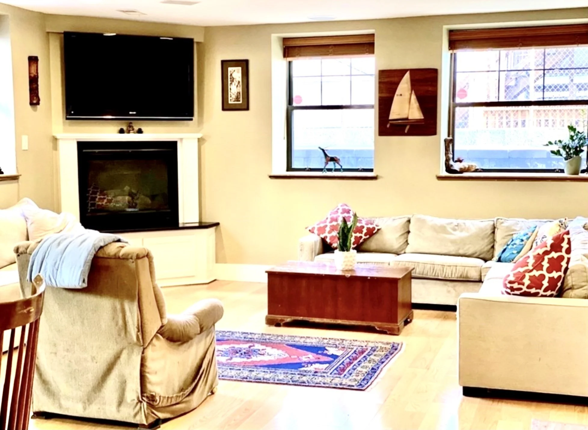 2 bed, 2 bath apartment for rent at 518 East 6th St Unit 2, South Boston — photo 3 of 16