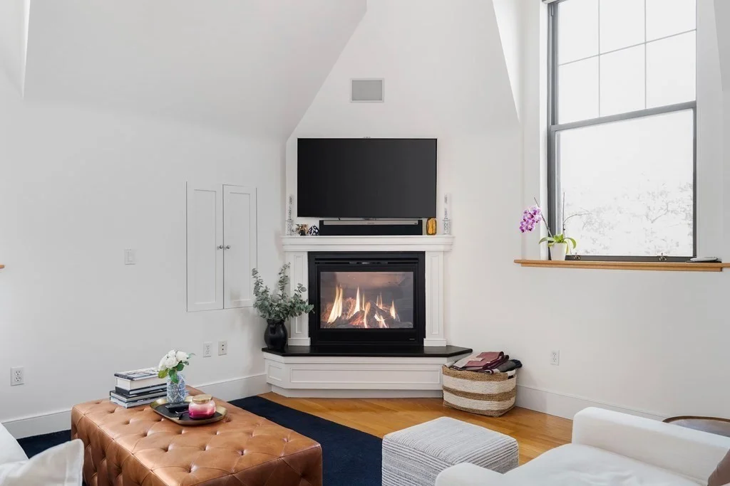 2 bed, 2 bath apartment for rent at 518 East 6th St Unit 7, South Boston — photo 3 of 40