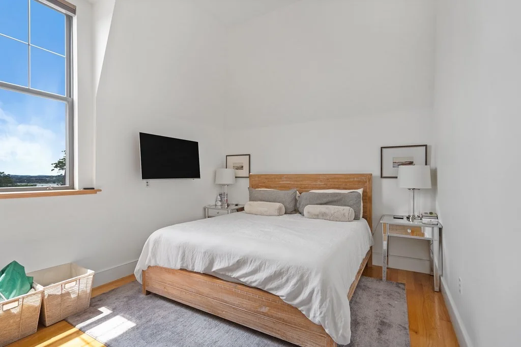 2 bed, 2 bath apartment for rent at 518 East 6th St Unit 7, South Boston — photo 17 of 40