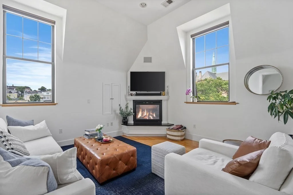 2 bed, 2 bath apartment for rent at 518 East 6th St Unit 7, South Boston
