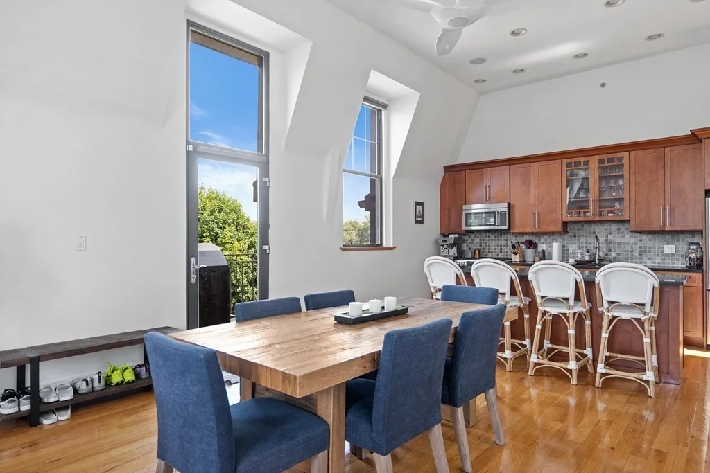 2 bed, 2 bath apartment for rent at 518 East 6th St Unit 7, South Boston — photo 5 of 40