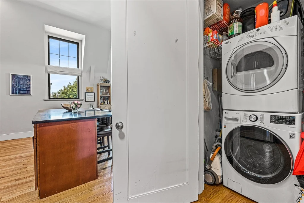 2 bed, 2 bath apartment for rent at 518 East 6th St Unit 8, South Boston — photo 24 of 30