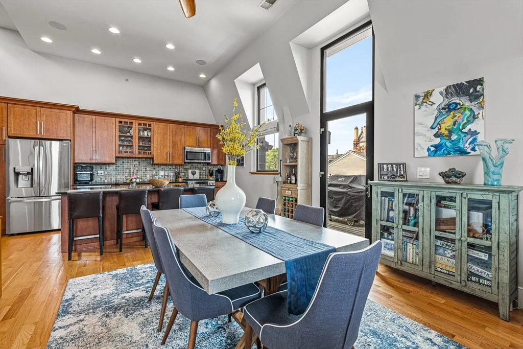 2 bed, 2 bath apartment for rent at 518 East 6th St Unit 8, South Boston — photo 6 of 30