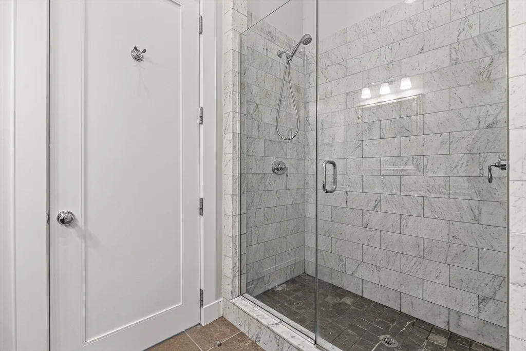 2 bed, 2 bath apartment for rent at 518 East 6th St Unit 8, South Boston — photo 18 of 30