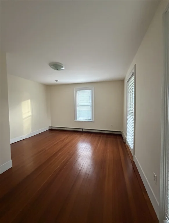 2 bed, 1 bath apartment for rent at 518 Watertertown St Unit 1, Newton — photo 7 of 8
