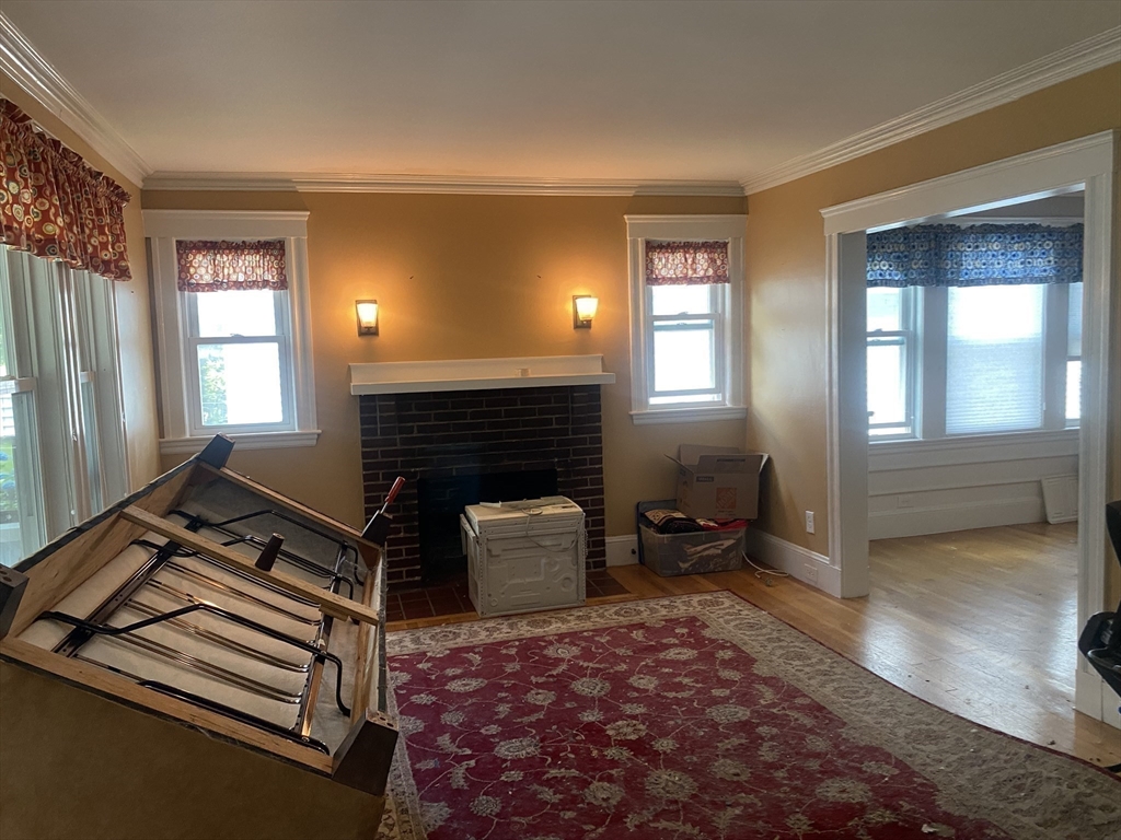 2 bed, 1 bath apartment for rent at 519 Belmont St Unit 1, Belmont — photo 12 of 37