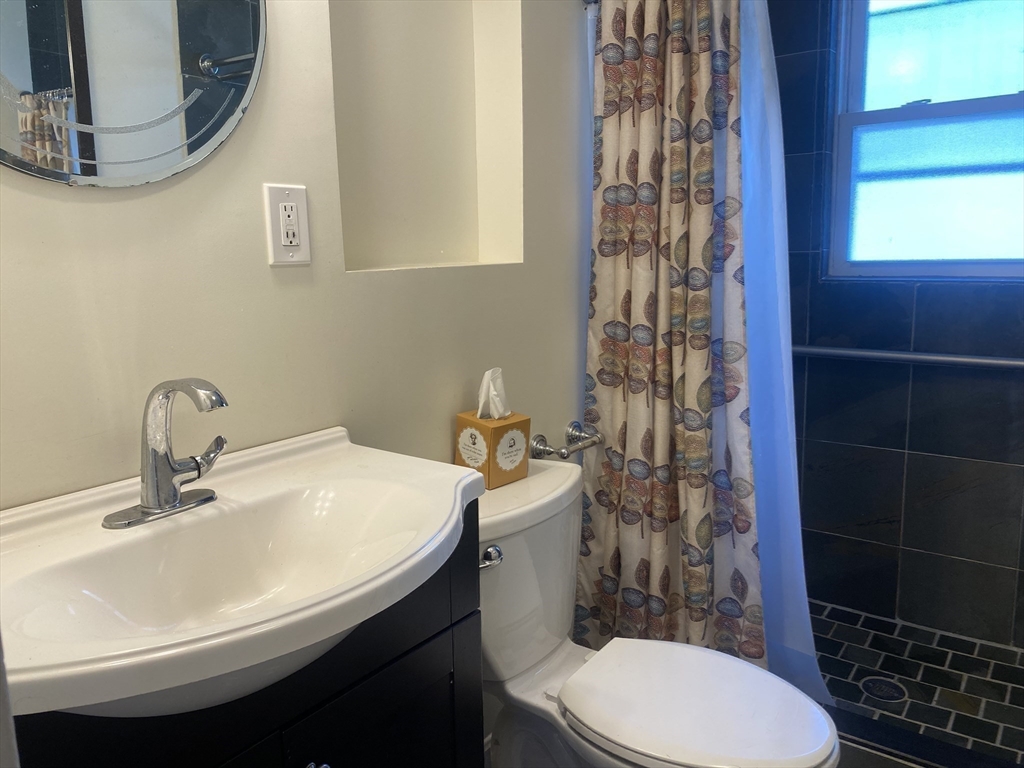 2 bed, 1 bath apartment for rent at 519 Belmont St Unit 1, Belmont — photo 25 of 37