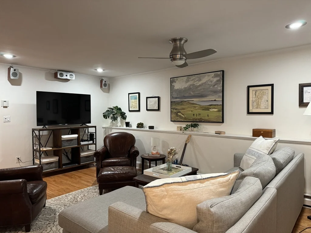 1 bed, 1 bath apartment for rent at 519 Columbus Ave Unit 1, South End — photo 4 of 10