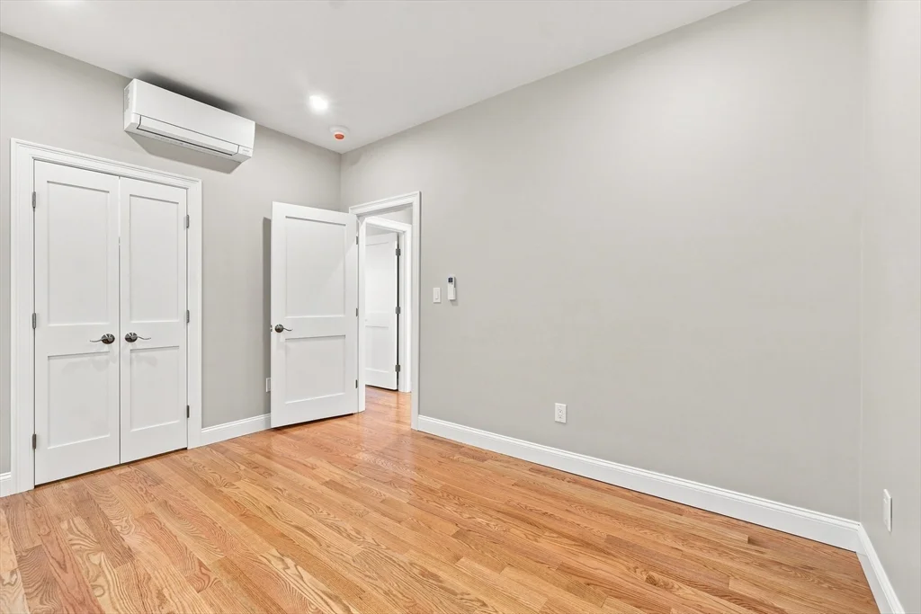 2 bed, 1 bath apartment for rent at 519 E 3rd Unit 2, South Boston — photo 19 of 21