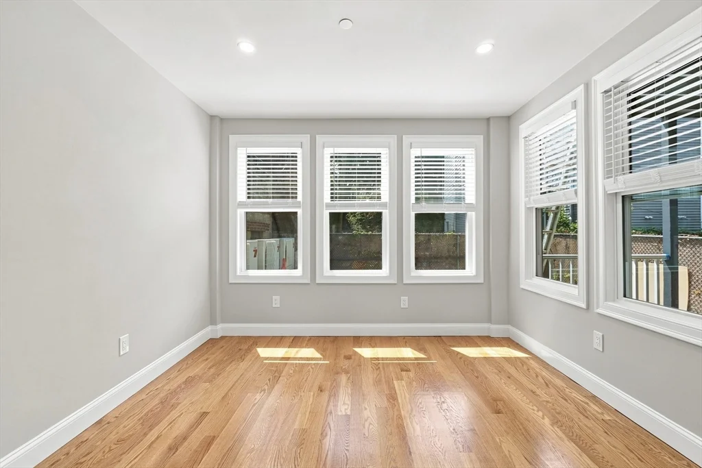 2 bed, 1 bath apartment for rent at 519 E 3rd Unit 2, South Boston — photo 6 of 21