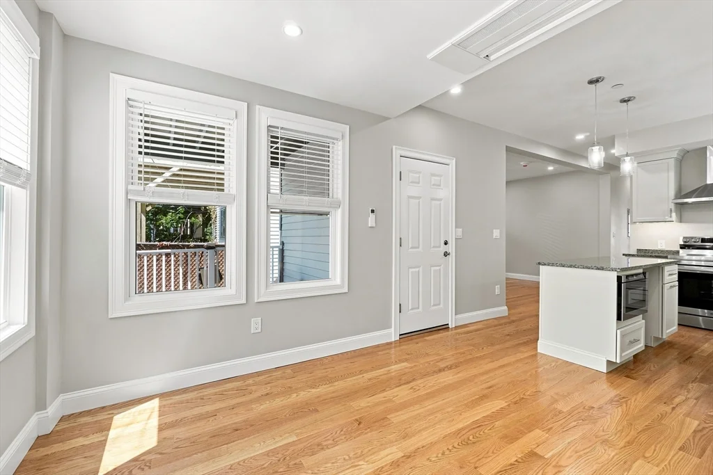 2 bed, 1 bath apartment for rent at 519 E 3rd Unit 2, South Boston — photo 3 of 21