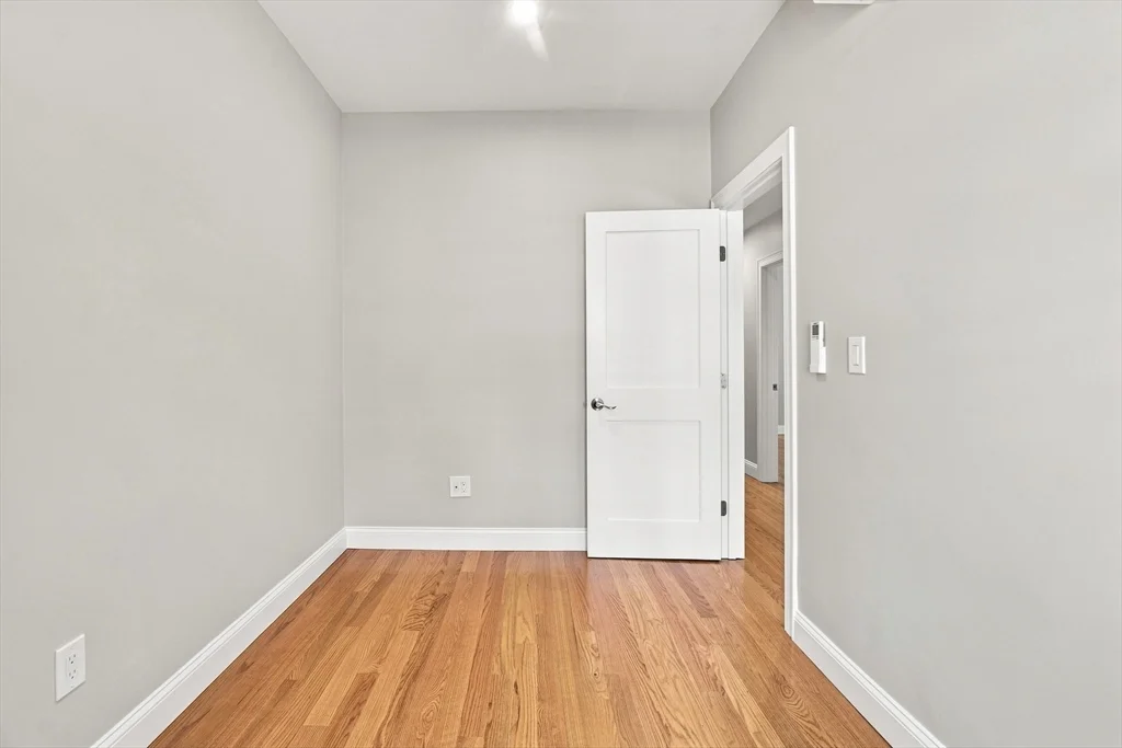 2 bed, 1 bath apartment for rent at 519 E 3rd Unit 2, South Boston — photo 10 of 21