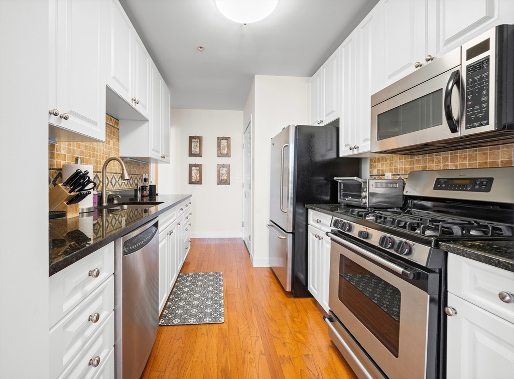 2 bed, 2 bath apartment for rent at 519 Harrison Ave Unit 613, South End — photo 7 of 18