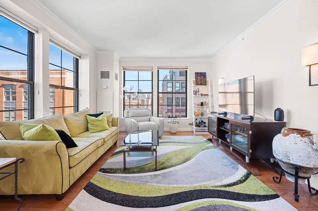 2 bed, 2 bath apartment for rent at 519 Harrison Ave Unit D613, South End