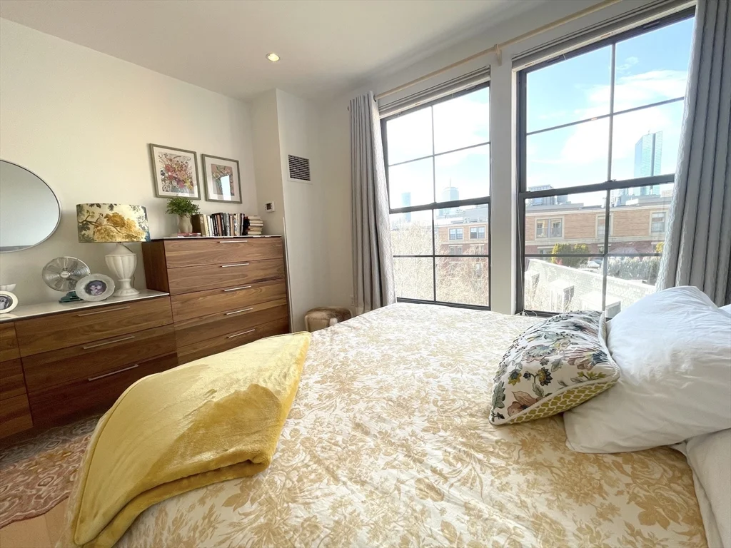 2 bed, 2 bath apartment for rent at 519 Harrison Ave Unit D620, South End
