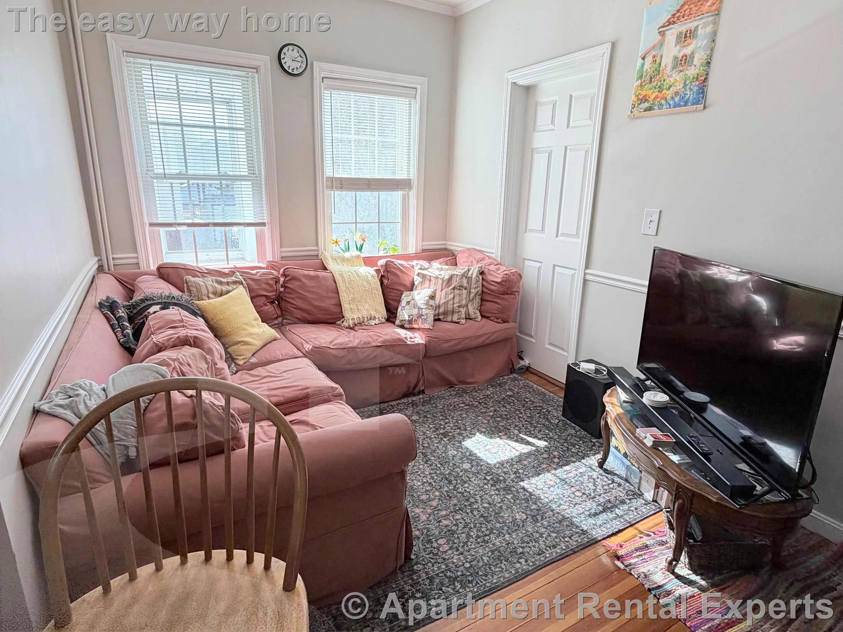 4 bed, 2 bath apartment for rent at 519 Main St Unit 1, Magoun Square