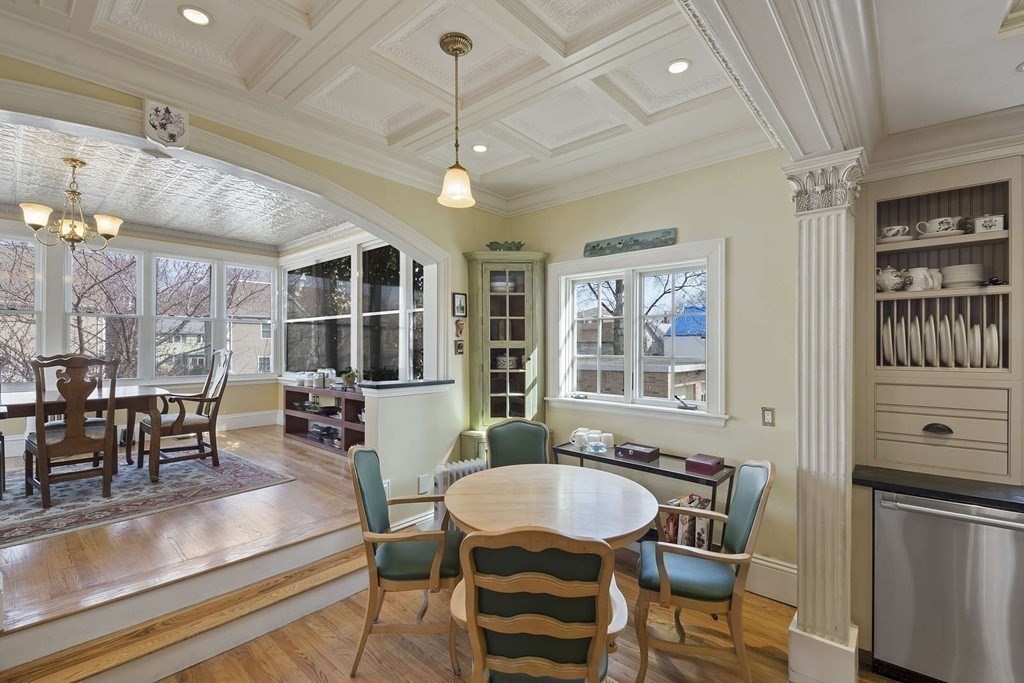 8+ bed, 4+ bath apartment for rent at 519 Main St Unit 519, Waltham — photo 2 of 26