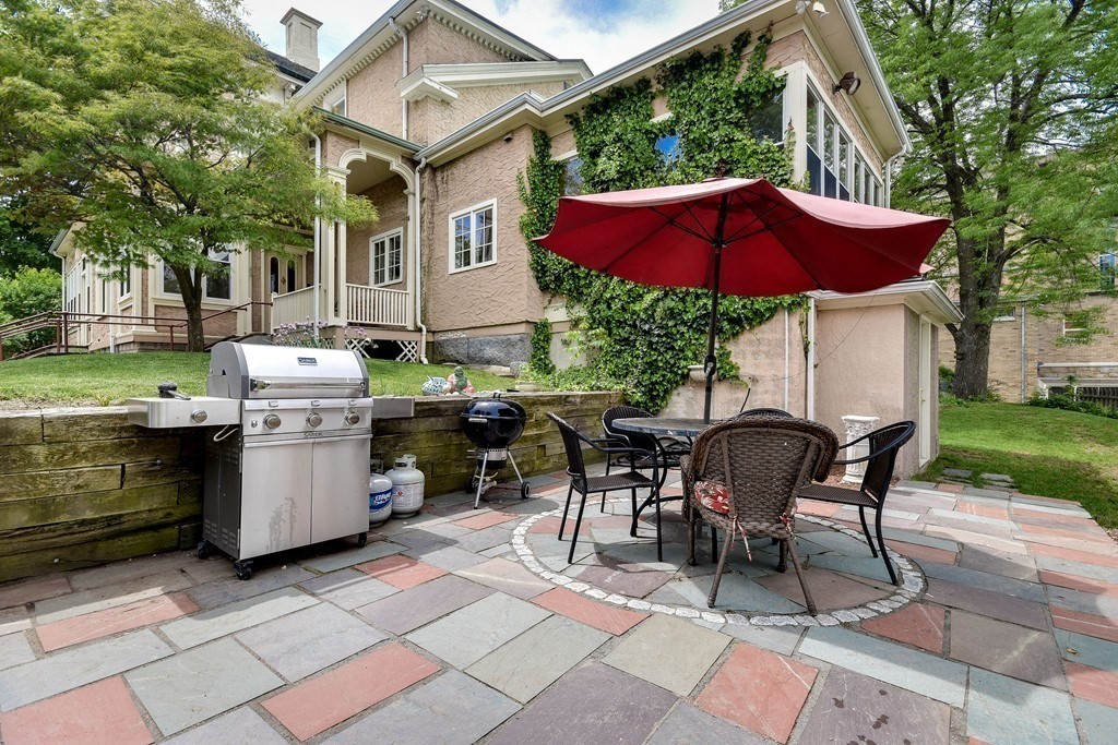 8+ bed, 4+ bath apartment for rent at 519 Main St Unit 519, Waltham — photo 14 of 26