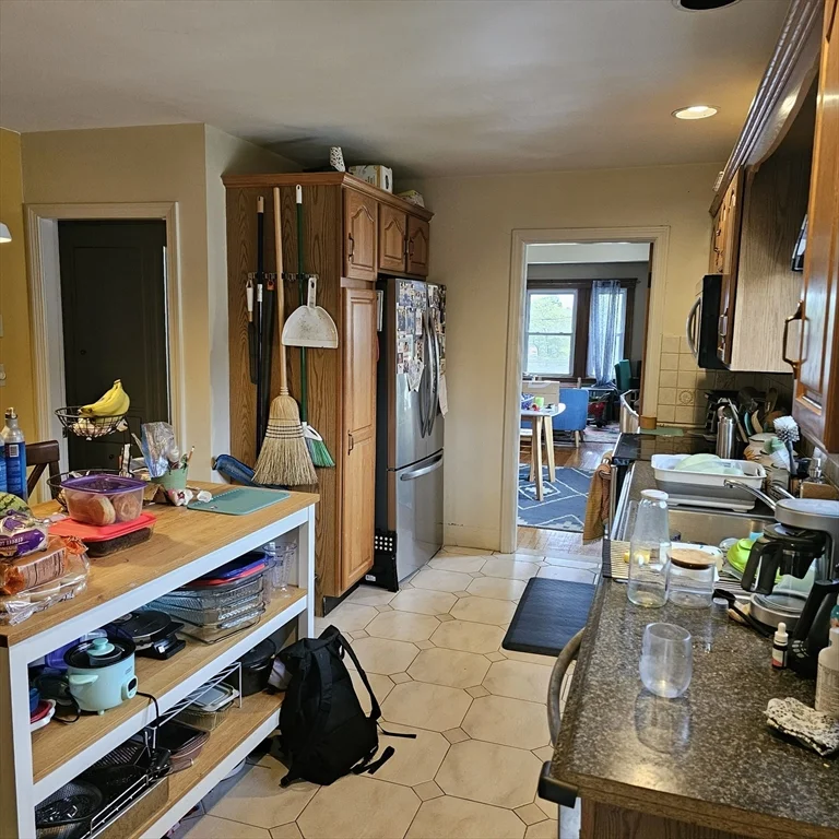 2 bed, 1 bath apartment for rent at 519 School St Unit 2, Belmont — photo 6 of 14