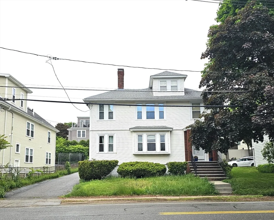 2 bed, 1 bath apartment for rent at 519 School St Unit 2, Belmont — photo 1 of 14