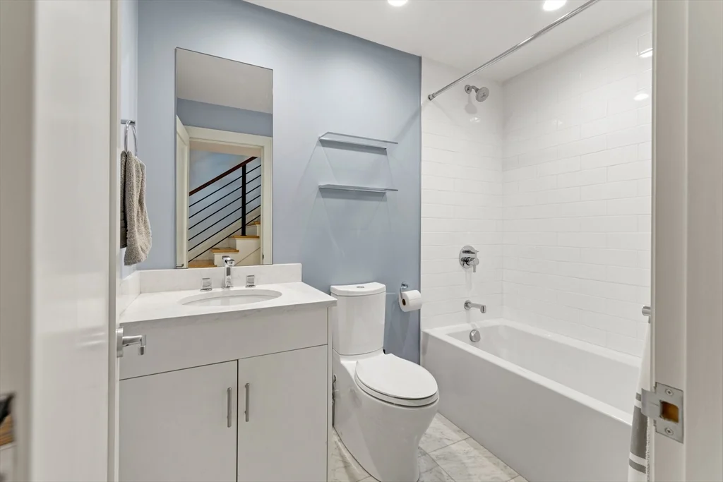 2 bed, 2 bath apartment for rent at 519 Shawmut Ave Unit 1, South End — photo 18 of 22