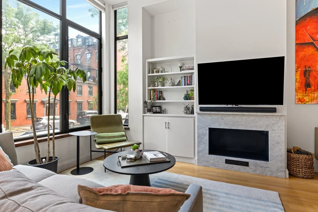 2 bed, 2 bath apartment for rent at 519 Shawmut Ave Unit 1, South End — photo 3 of 22