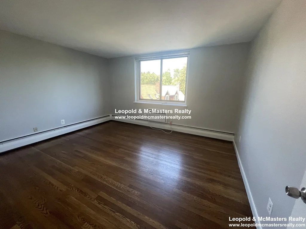 2 bed, 2 bath apartment for rent at 519 Washington St Unit 12, Griggs Park — photo 5 of 8