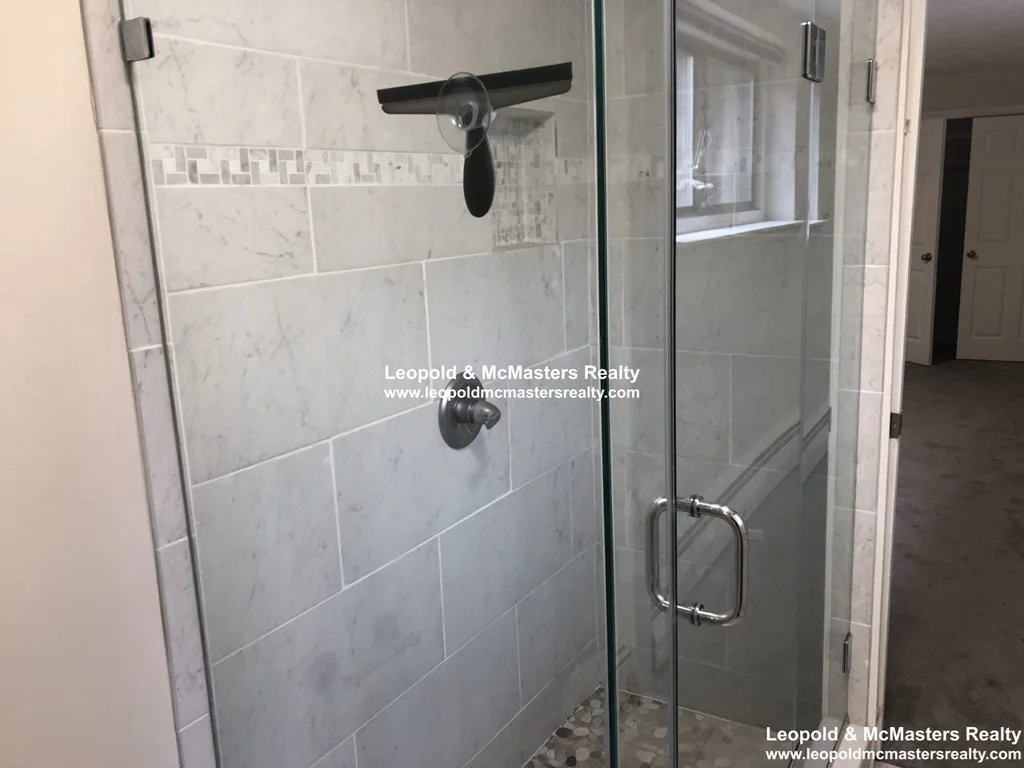 2 bed, 2 bath apartment for rent at 519 Washington St Unit A, Coolidge Corner — photo 11 of 12