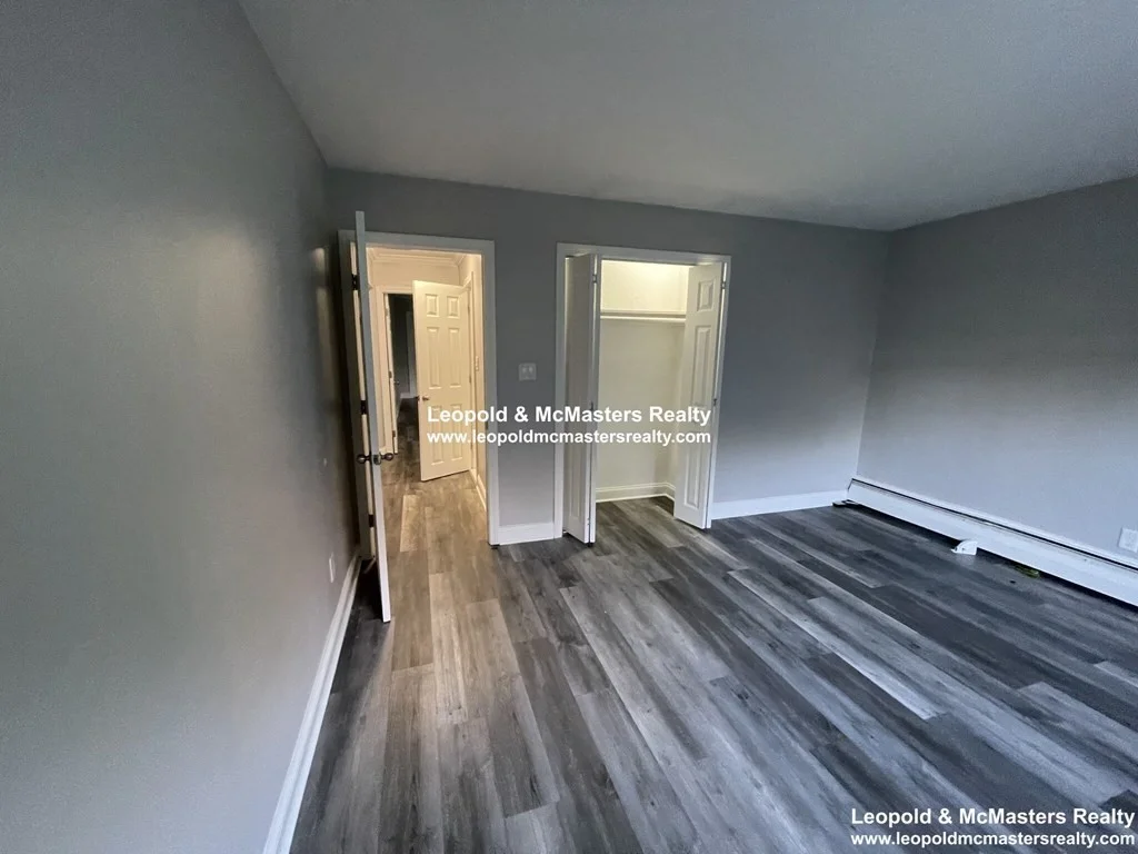 2 bed, 2 bath apartment for rent at 519 Washington St Unit A, Coolidge Corner — photo 6 of 12