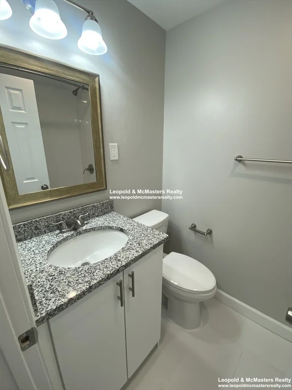 2 bed, 2 bath apartment for rent at 519 Washington Unit 2, Griggs Park — photo 9 of 11