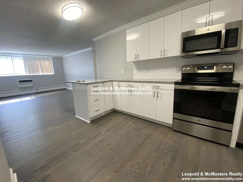 2 bed, 2 bath apartment for rent at 519 Washington Unit 2, Griggs Park