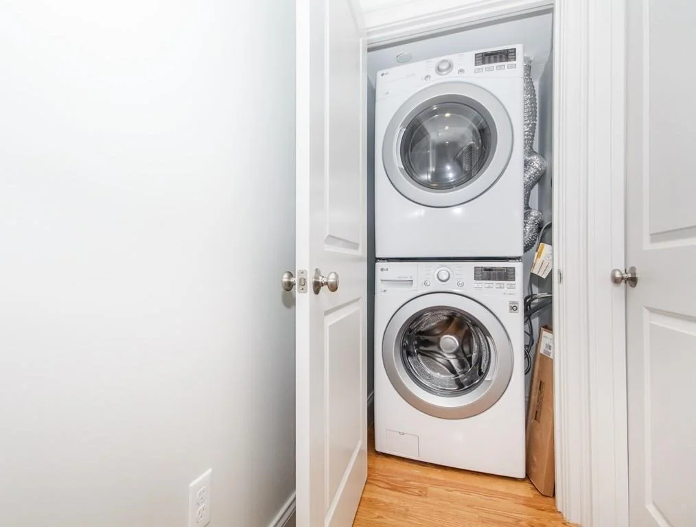 3 bed, 2 bath apartment for rent at 51A River St Unit A, Dorchester — photo 9 of 17